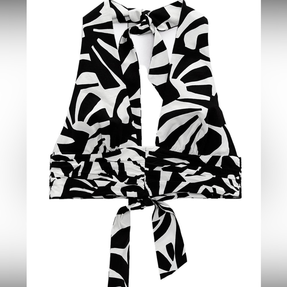 Zara Chic Black and White Patterned Halter Top